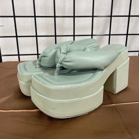 🚚 MOVING SALE Paloma Barcelo Litza Platform Sandals size 38 - Picture 2 of 15